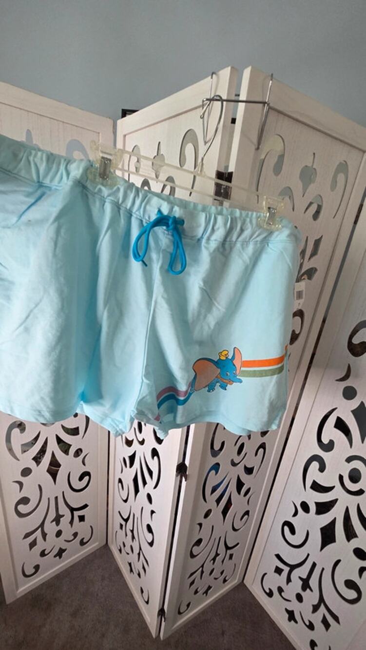 Disney Dumbo Flying Elephant Lounge Shorts - Size 1X
